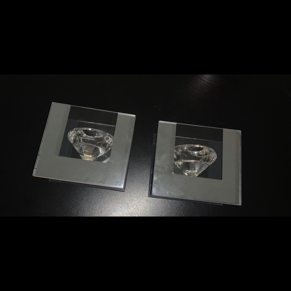 2 z gallery candle holders